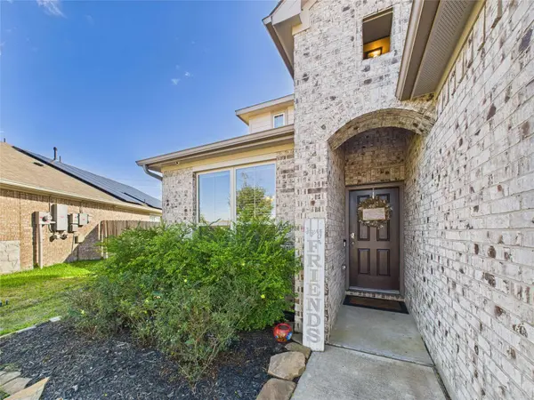 3202 Explorer DR, Texas City, TX 77591