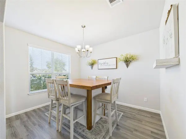 3202 Explorer DR, Texas City, TX 77591