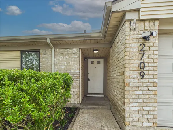 2709 Merrimac DR, League City, TX 77573