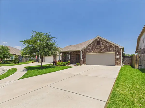 2509 Brooks River LN, League City, TX 77573