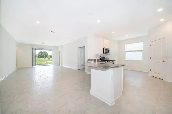 26340 FEATHERGRASS CIR, Leesburg, FL 34748