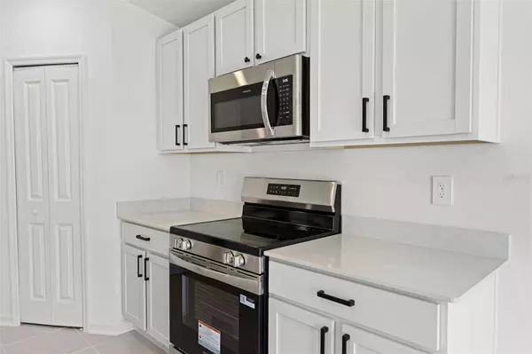 2110 LASSO LOOP, Eagle Lake, FL 33839