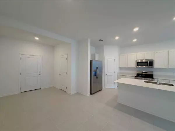 618 POPPY LANE DR, Dundee, FL 33838