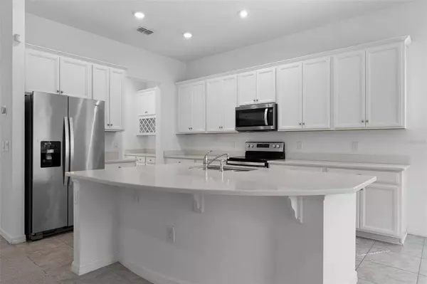 12676 SALOMON COVE DR, Windermere, FL 34786