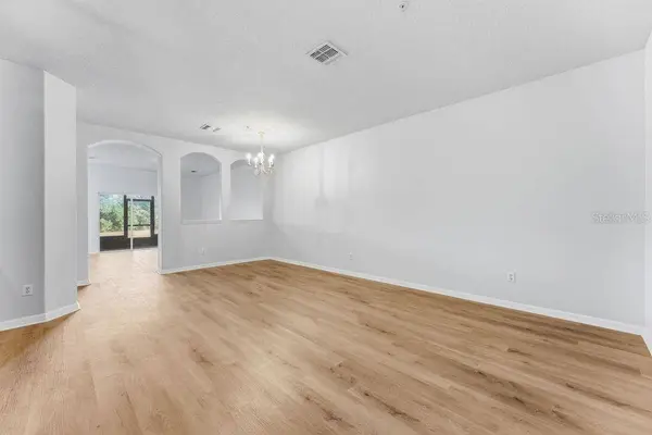 2795 OAKWATER DR #2795, Kissimmee, FL 34747