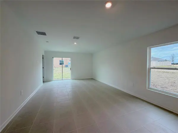 2154 LASSO LOOP, Eagle Lake, FL 33839