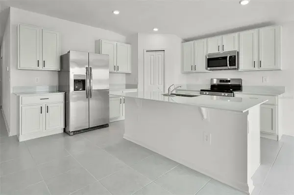 2711 PIONEER TRL, Eagle Lake, FL 33839