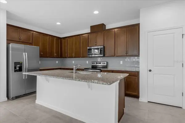 4414 DAVOS DR, Clermont, FL 34711