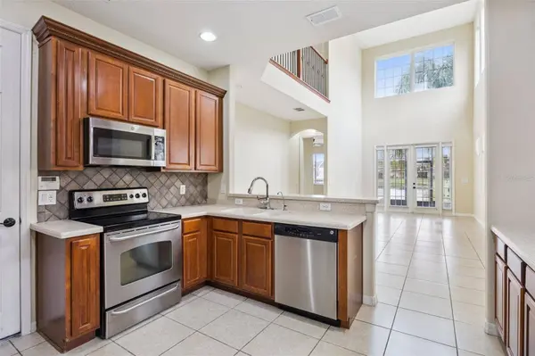 551 TERRACE SPRING DR, Orlando, FL 32828