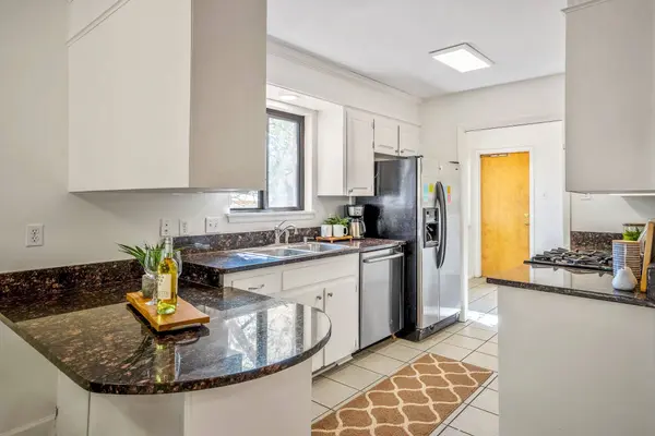 550 Bryce AVE, White Rock, NM 87547