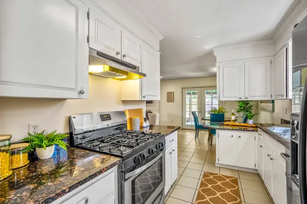 550 Bryce AVE, White Rock, NM 87547