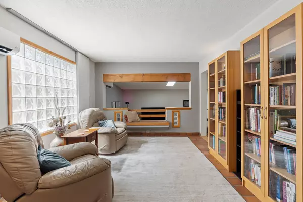 2040 47th ST, Los Alamos, NM 87544