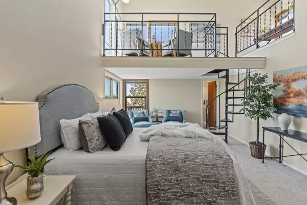 620 Navajo, Los Alamos, NM 87544