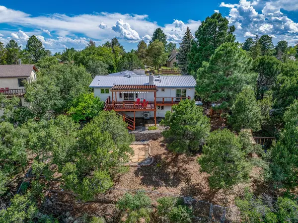 490 Navajo, Los Alamos, NM 87544