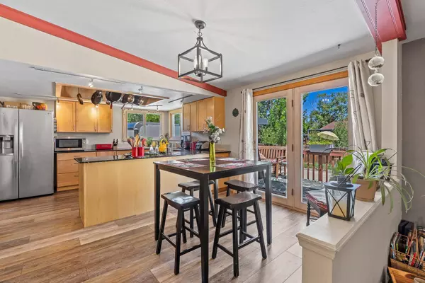 10 Tesuque ST, Los Alamos, NM 87544