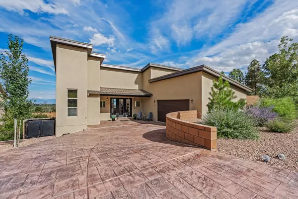 1650 Sereno, Los Alamos, NM 87544