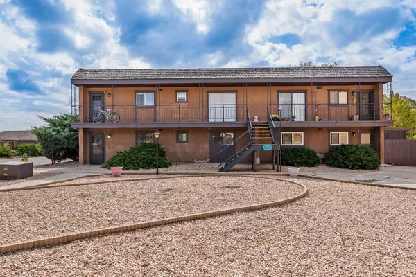 75 Park LN #A, White Rock, NM 87547