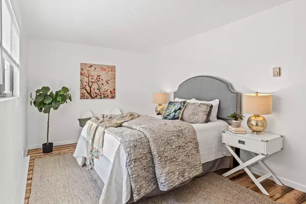 75 Park LN #A, White Rock, NM 87547