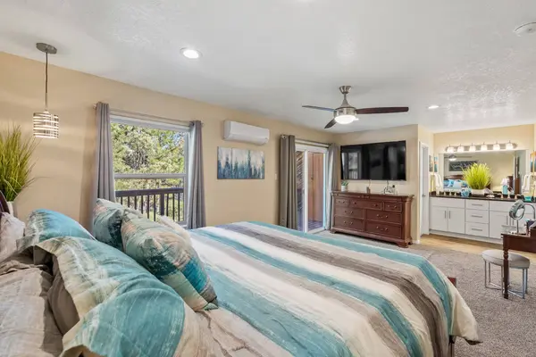 998 Alamo RD, Los Alamos, NM 87544