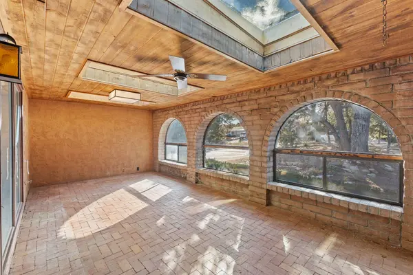 344 Kimberly LN, White Rock, NM 87547