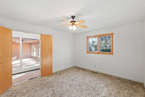 344 Kimberly LN, White Rock, NM 87547