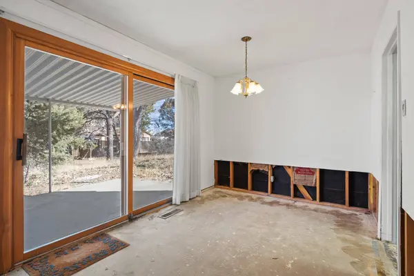 344 Kimberly LN, White Rock, NM 87547