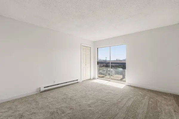 71 Park LN #B, White Rock, NM 87547