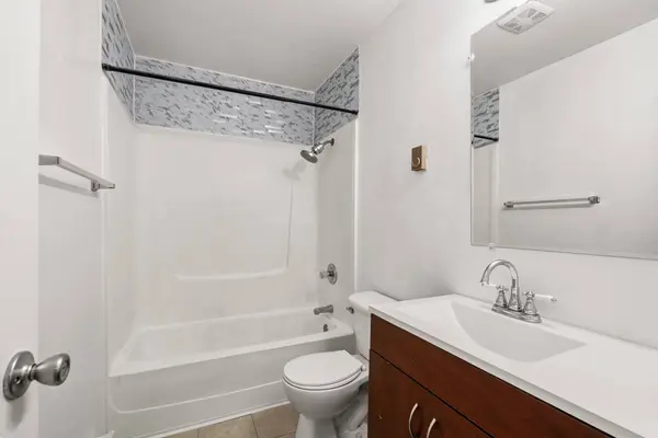 71 Park LN #B, White Rock, NM 87547