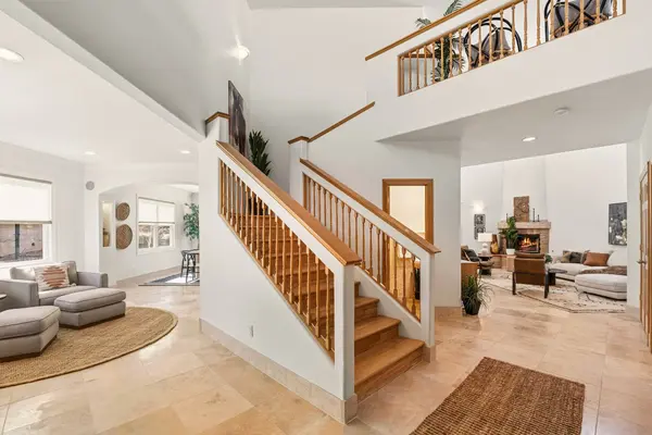 5705 Quemazon, Los Alamos, NM 87544