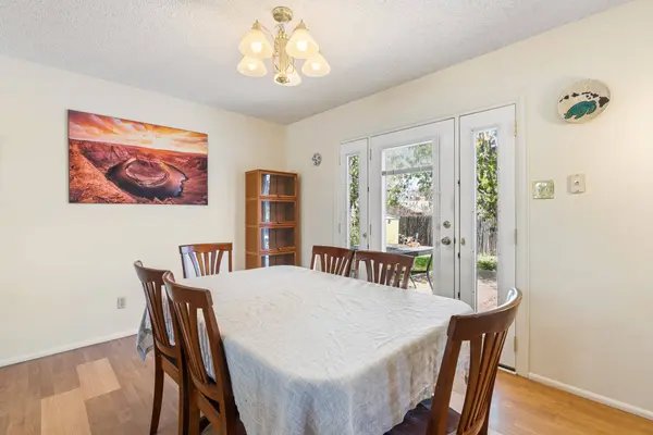 318 Mimbres DR, White Rock, NM 87547