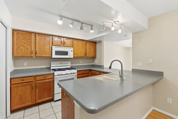 505 Oppenheimer DR #902, Los Alamos, NM 87544