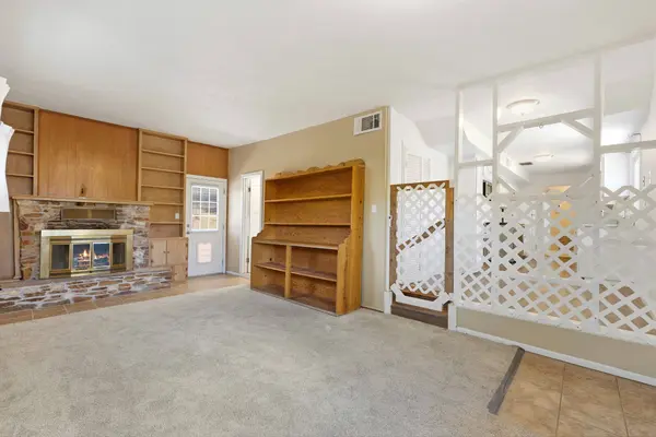 3682 Villa ST, Los Alamos, NM 87544
