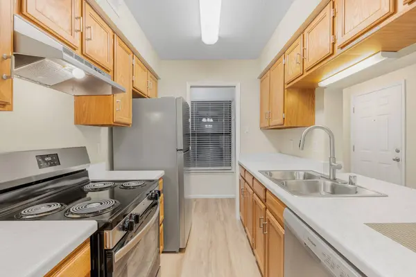 505 Oppenheimer DR #208, Los Alamos, NM 87544