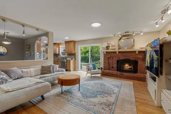 401 Kolleen CT, White Rock, NM 87547