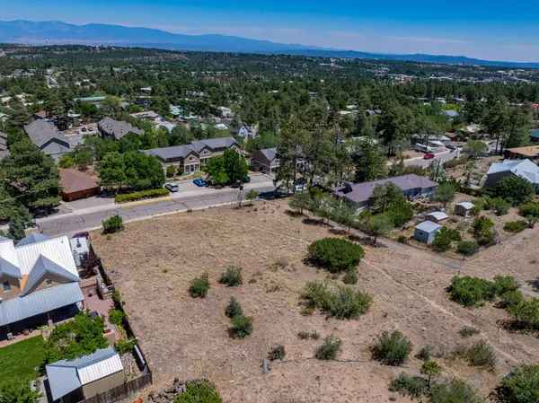 2345 48th ST, Los Alamos, NM 87544