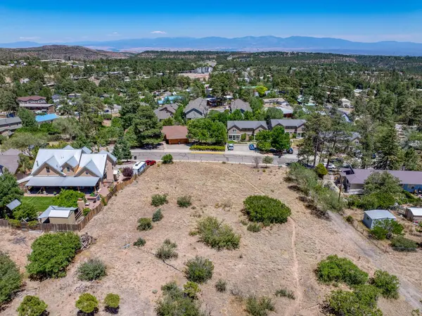 2339 48th ST, Los Alamos, NM 87544