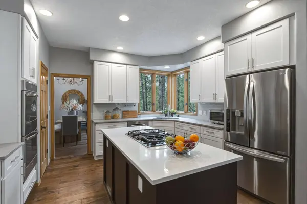 11 Primrose LN, Los Alamos, NM 87544