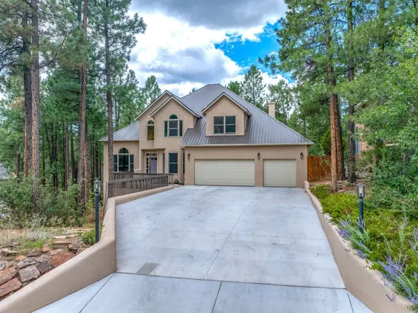 11 Primrose LN