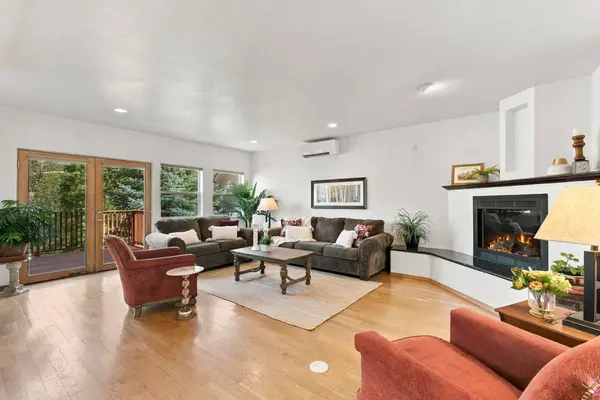4244 Ridgeway DR, Los Alamos, NM 87544