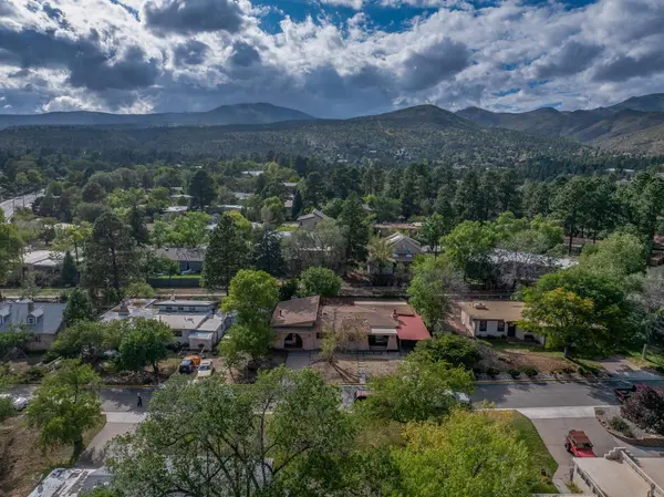 1463 40th ST, Los Alamos, NM 87544