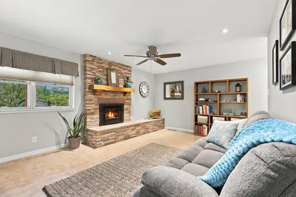 117 Sherwood BLVD, White Rock, NM 87547