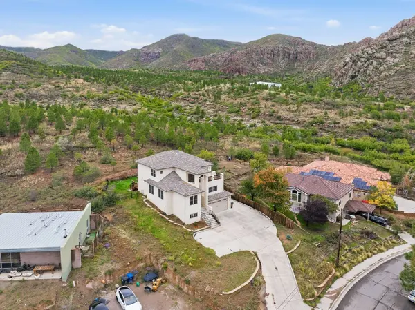4875 Yucca ST, Los Alamos, NM 87544