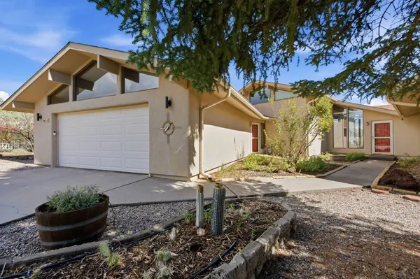 610 Los Pueblos, Los Alamos, NM 87544