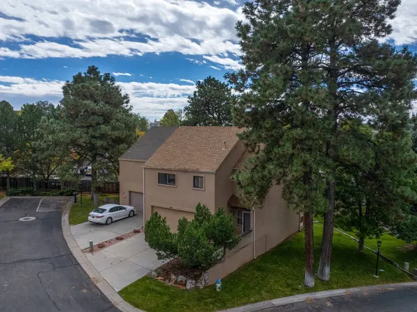 46 Timber Ridge RD, Los Alamos, NM 87544