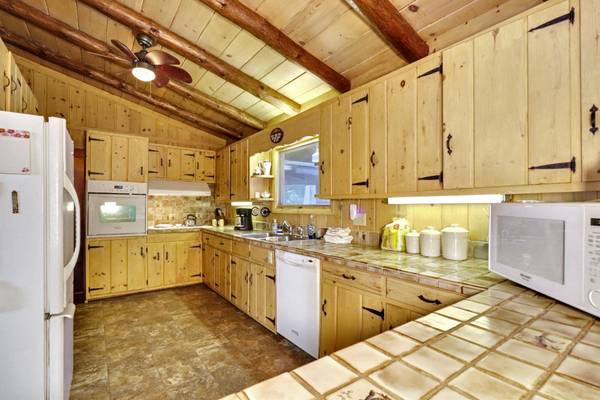 6375 BIG LAKE LOOP RD E, Three Lakes, WI 54562