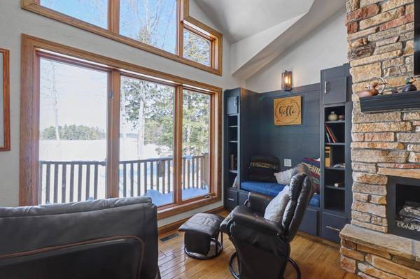 6621 EAGLESHAM RD, Three Lakes, WI 54562