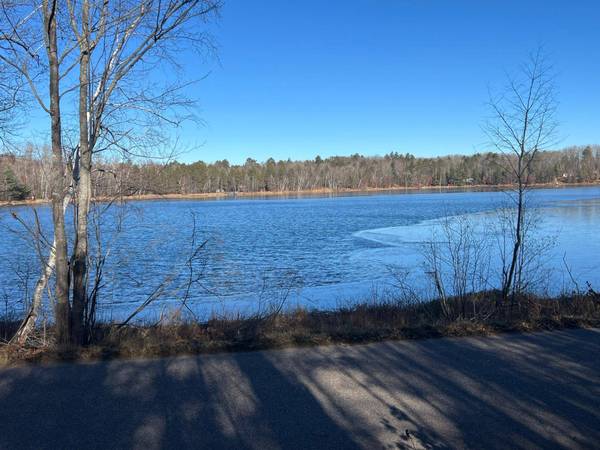 ON HEART LAKE RD, Land O Lakes, WI 54540