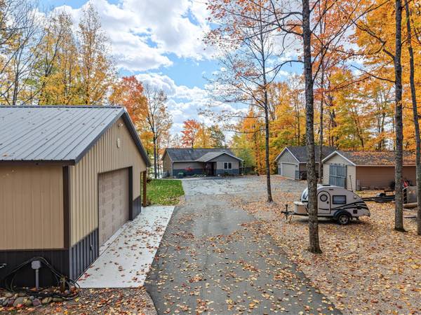 2613 PETERSON LN, Conover, WI 54519
