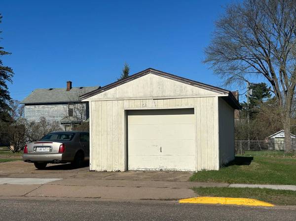 ON DIVISION ST E, Eagle River, WI 54521