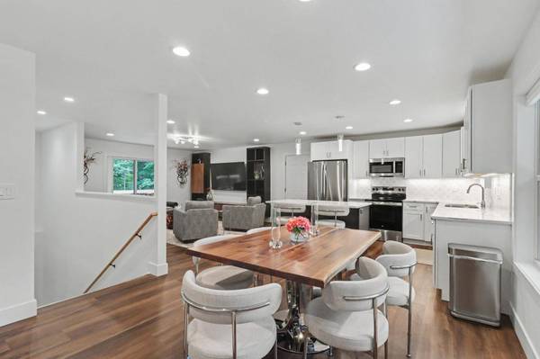 6806 BERREND RD, Hazelhurst, WI 54531